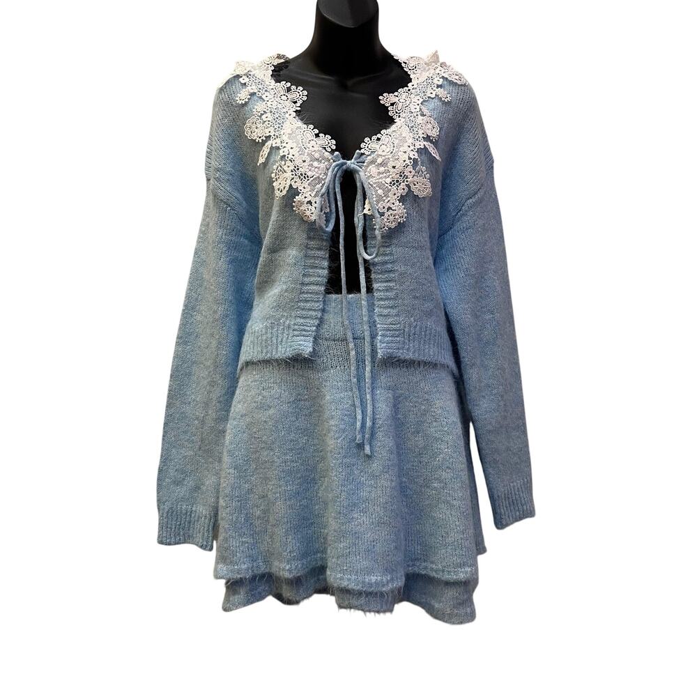 $190 Set Skirt Cardigan Cashmere Wool Baby Blue White O/S NWT